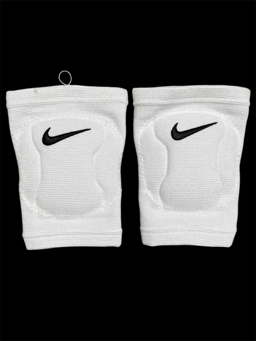 Nike Essential Volleyball Kneepads, Size XS/S - Picture 1 of 5